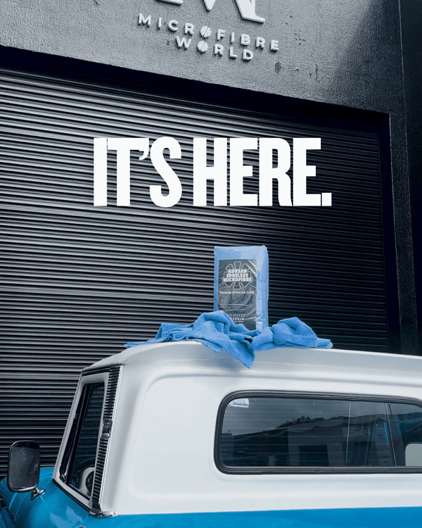 Korean Edgeless Pack Sitting on Top of Car Roof