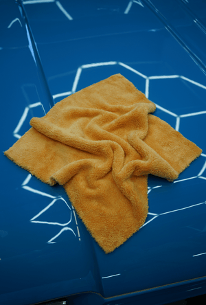 Premium Korean Plush 520 Edgeless 40cm x 40cm (x50)