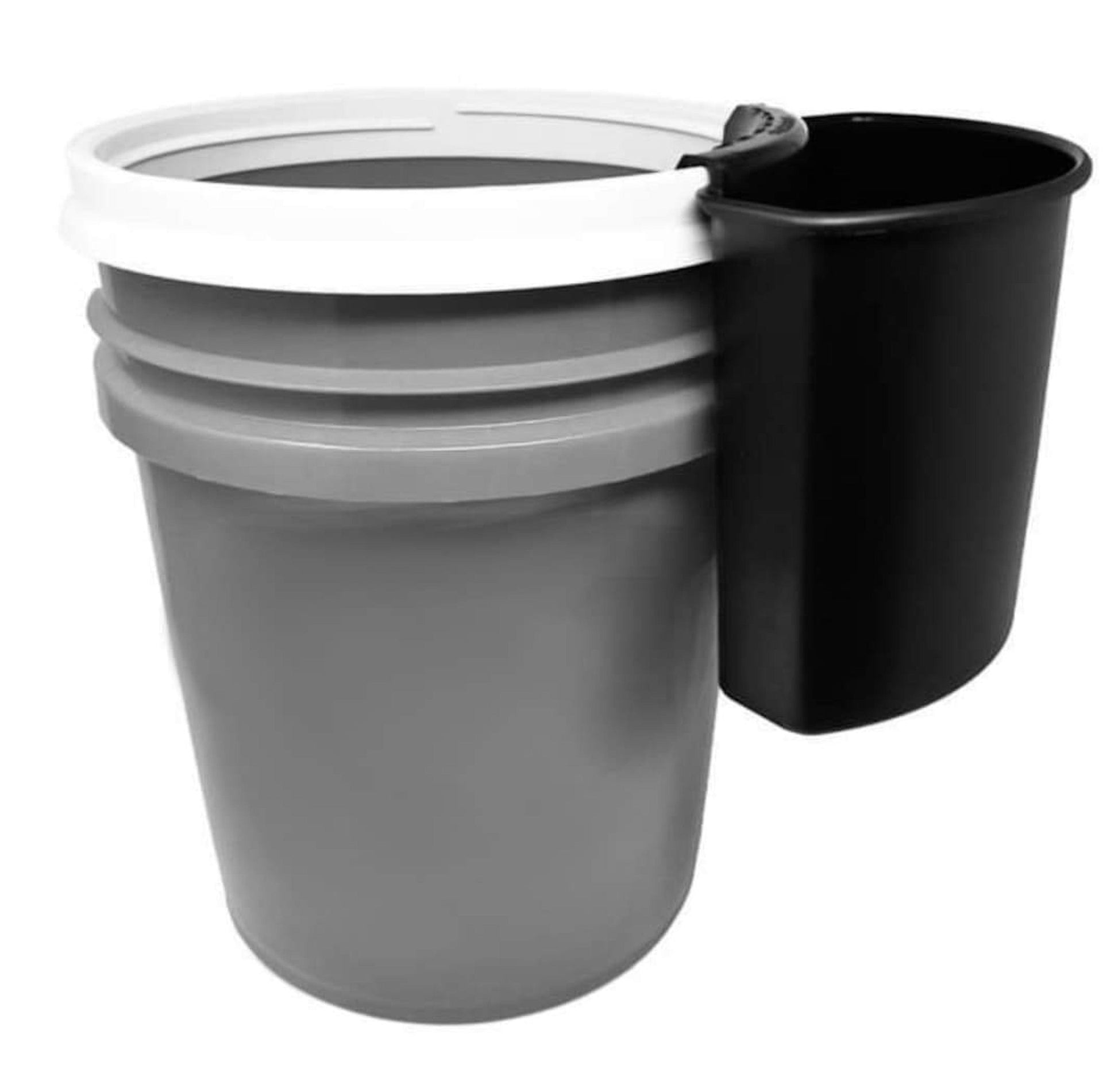 Black Bucket Mate (x1)